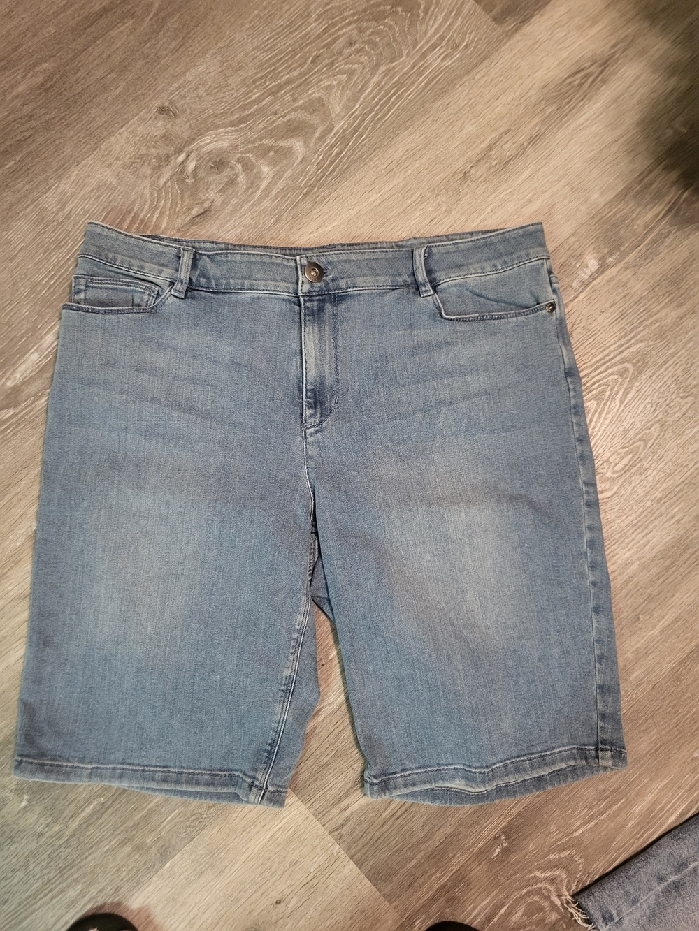J. Jill Light Blue Denim Women's Shorts